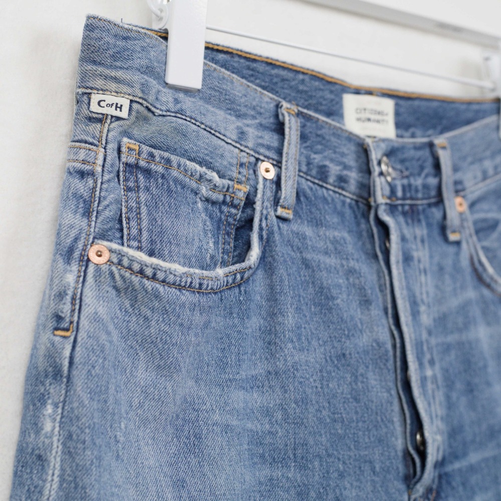 CITIZENS OF HUMANITY Marlow Raw Hem Denim Shorts Premium Distressed Blue Sz 27 - Picture 3 of 8